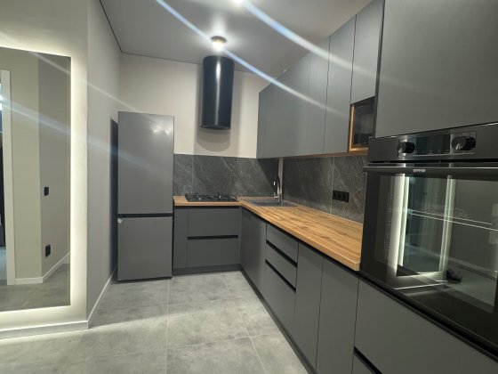 Здається 1,5 кім квартира в ЖК Б4 Ужгород