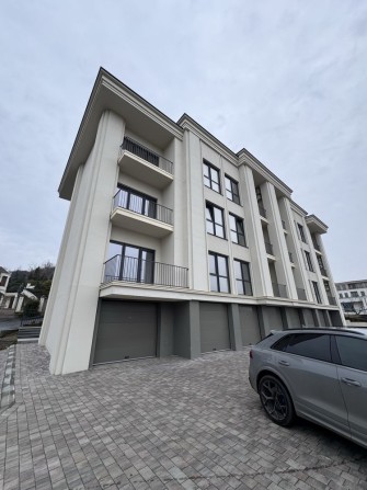 Оренда двокімнатної кв в самому центрі міста (є тераса і паркомісце) - фото 1