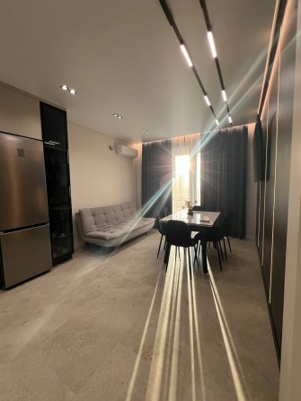 Оренда 2,5 кімнатної квартири, новий район, велика парковка - фото 1