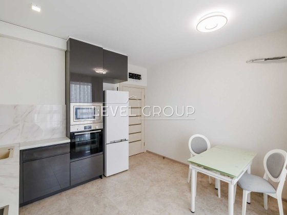 ОРЕНДА, Є ГЕНЕРАТОР 46м2, ЖК Лебединий, м. Харківська, Ревуцького 40Г Киев