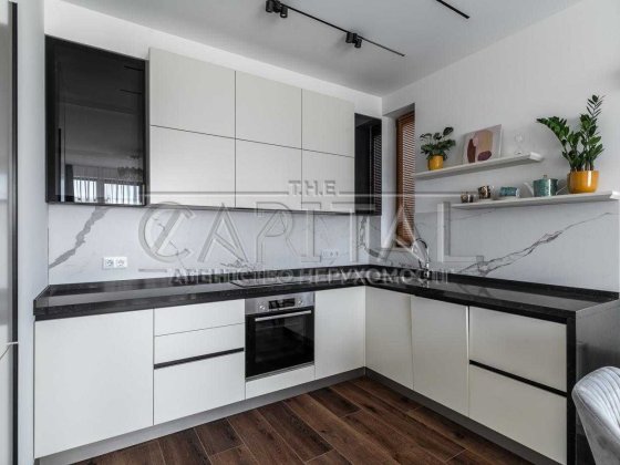 Оренда 2 кімнатної квартири вул Олександра Кониського Центр Київ Киев