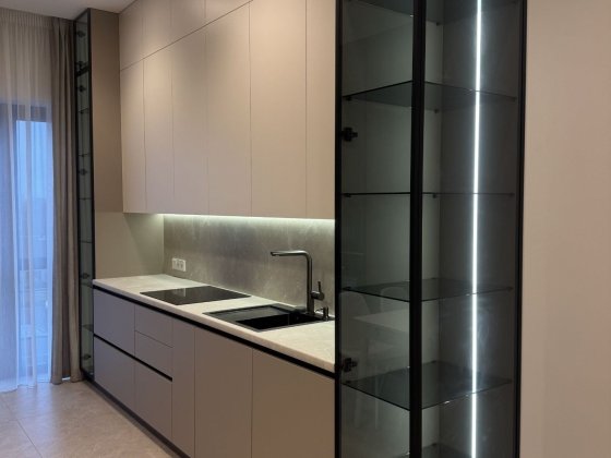 Оренда 2хкімнатної квартири з власною терасою та двориком. Ужгород