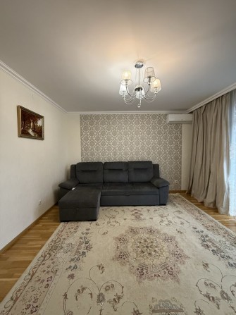 Оренда 3-х кімнатної з гаражем. - фото 1