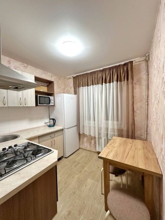 2к проспект богдана хмельницького правий берег пилипа орлика поля - фото 1