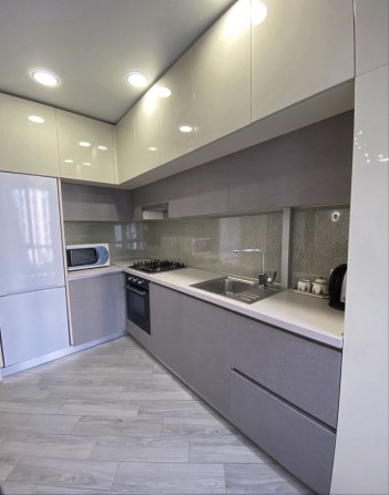 Сдам 1-ком в ЖК Ривер Парк . ЖМ Победа. Центр в 10 мин - фото 1