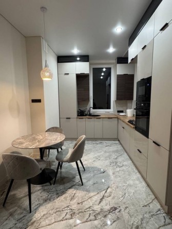 Оренда 1,5 кімнатної квартири в центрі.  Білочка - фото 1