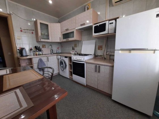 Сдам 2-к квартиру проспект Александра Поля Центр Днепр