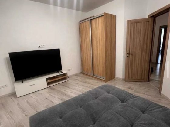 Оренда 3-х кімнатної квартири 90м2, Є Генератор. ЖК Мамаєва Слобода Киев