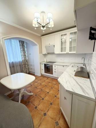 Здам 2 кімнатна, 3й поверх, (поруч Паркове місто). Без комісії - фото 1