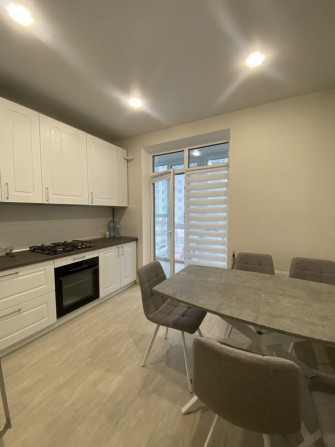 Здається 1 кімнатна квартира в ЖК Фаворит - фото 1