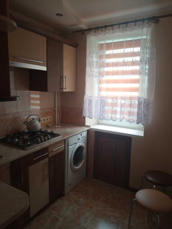 Сдам уютную 1 к кв Осипенковский м-н ул.Узбекистанская д.3  (С 07.02) - фото 1