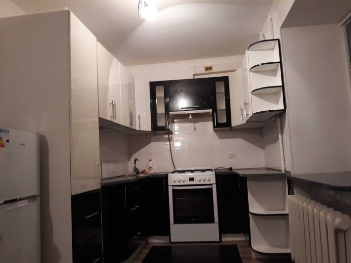 Сдам 1 квартиру в центре  любой срок - фото 1