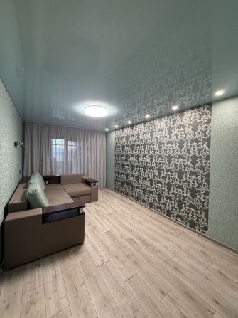 Сдам простору 3 кімн на пр Науки - фото 1