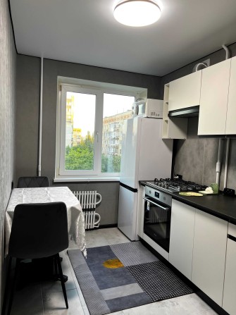 Оренда двокімнатної квартири , Вул.Юрия Кондратюка 1 - фото 1