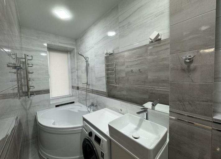 Сдам 2 комн. Студия. Шевченковский район - фото 1