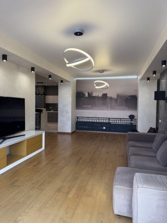 Здається ідеальна 3 кімн квартира на вул Перемоги - фото 1