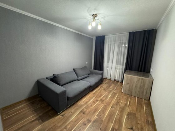 Сдам 3-к. квартиру низу (Кирова) Олександра Поля. Дніпро