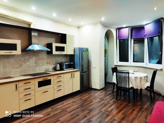 без комісії довгостроково двокімнатна квартира Урлівська Киев