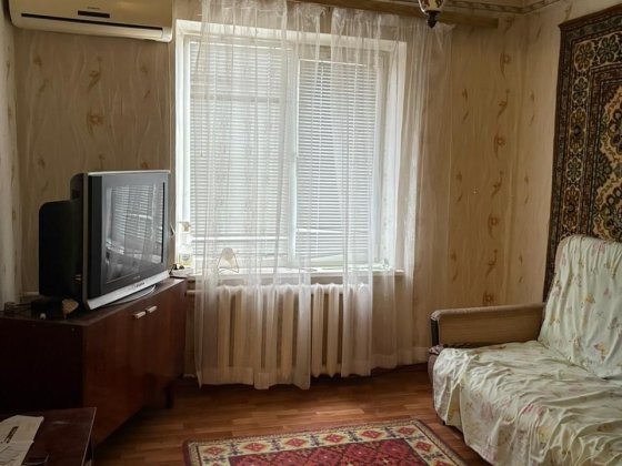 Сдам 2-комн.кв ул.Заднепровская, центр Бабурки. Запорожье