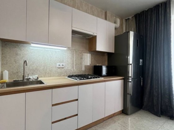 Сдам 1-к квартиру-студию . Ул. Паторжинского