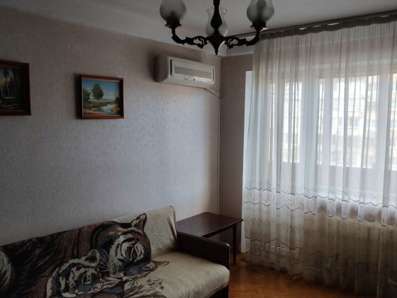 Оренда 2-х. Кімнатної квартири біля Севастопольської площі. Киев