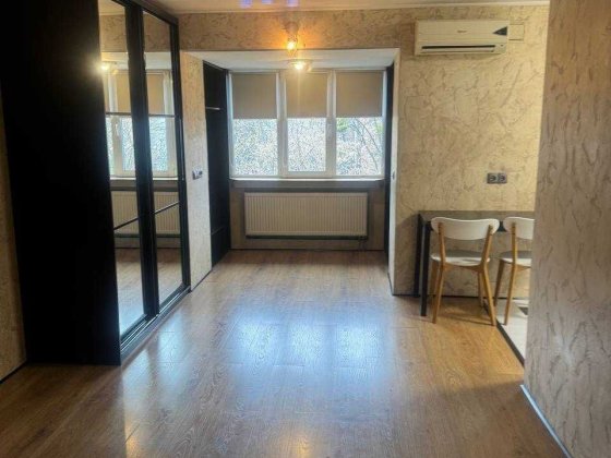 Оренда 1 кімнатної квартири, вул. Теліги 11 Киев