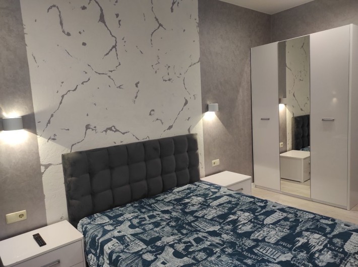 Здам 2-кімнатну квартиру в центрі міста вул. Харківська,  Мост-Сіті - фото 1