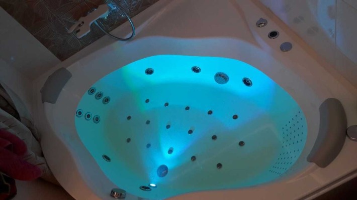 ЖК Артемівський метро Дорогожичі.світло завжди є. Бакинська вул., 37-Д - фото 1