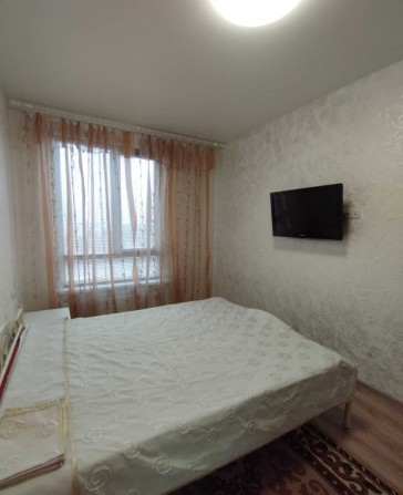 Оренда 2к.кв. вул. Ракетна 24 метро Деміївська, Є Генератор - фото 1