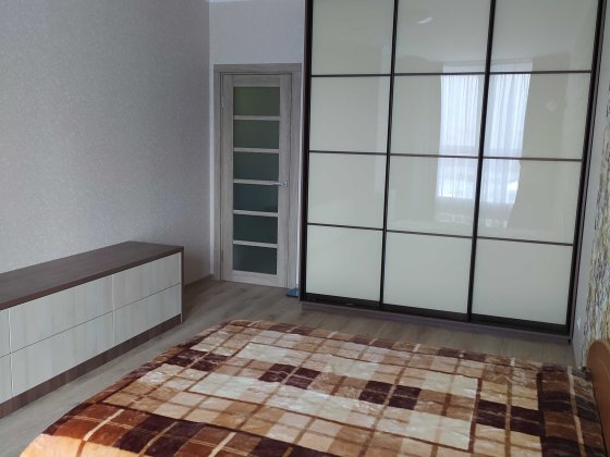 здам в оренду 1-к кв. вул. Драгоманова Киев