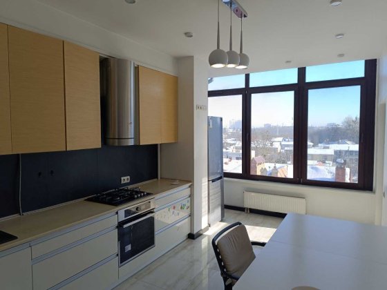 Оренда квартири вул. Балтійська. 2 ізольовані кімн, тераса. Вид в парк Львов