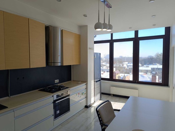 Оренда квартири вул. Балтійська. 2 ізольовані кімн, тераса. Вид в парк - фото 1