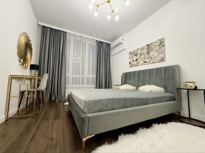 2 кімнатна квартира Печерськ центр Липки є генератор , без комісіі - фото 1