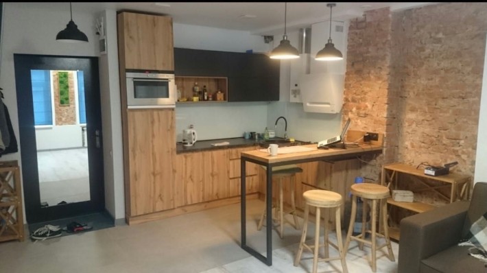 Здам 1 кім квартиру в Центрі міста. - фото 1