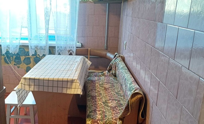 Здаеться 1 кв-ра на 3 чи 4 місяці, вул. Грушевського - фото 1