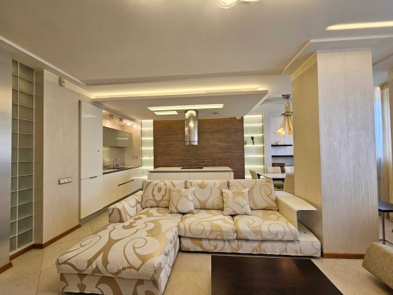 Трикімнатна квартира 150m2 на Березняках ЖК Аквапарк| Генератор Київ