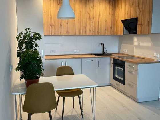 Генератор ЖК Славутич студія + спальня метро Зарічна 4к1 оренда Київ