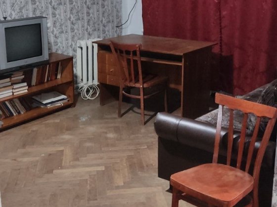 Здам однокімнатну квартиру на метро Політехнічна Киев