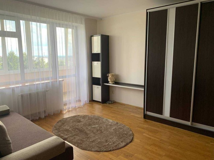 Оренда 1-кім. квартири. вул. Плугова 6 - фото 1