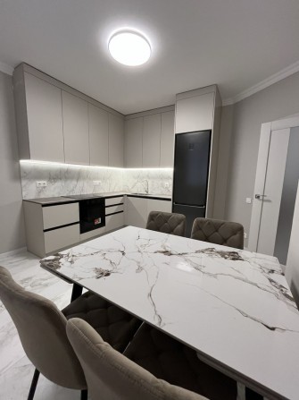 Оренда/Квартири, Перша здача, Воскресенська 2в, ЖК Паркові озера - фото 1