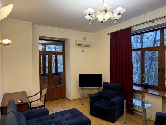 Оренда 3-кімнатної квартири,центр Києва біля м. Майдан Незалежності Киев