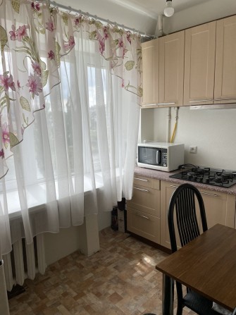 Чудова однокімнатна квартира вул. Ентузіастів 15, м. Лівобережна - фото 1