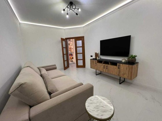 Оренда двокімнатної квартири вул. Золота (ближній центр) Львів