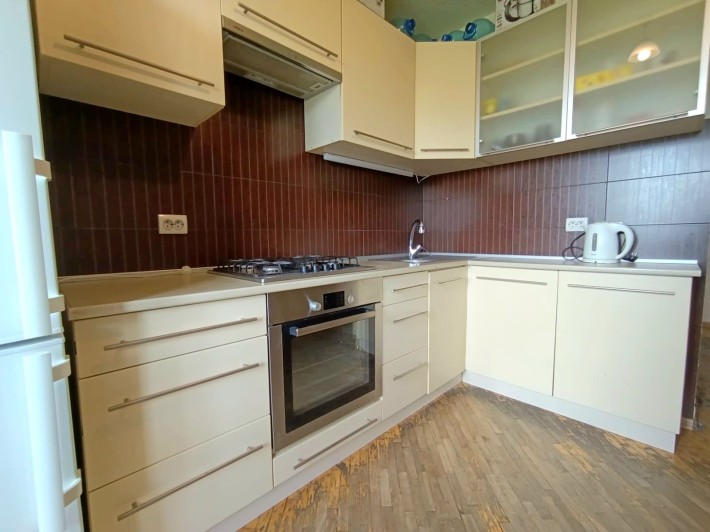 Оренда 1-кімнатна квартира вул. Кульчицької (Виговського) - фото 1