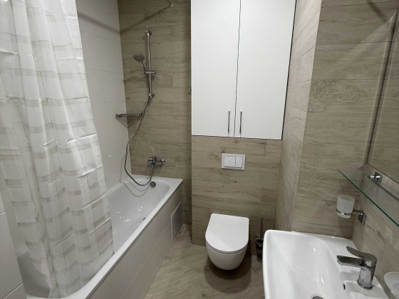 Оренда 1 кімнатної квартири Метрополія 2, вул. Вірменська 8 Киев