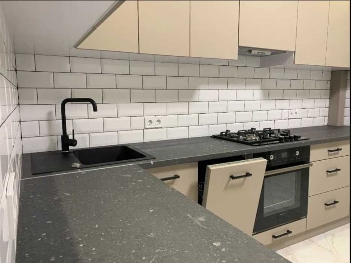 Здам 1-но кімнатну квартиру р-н ТЦ Жито ЖК Домашній. - фото 1