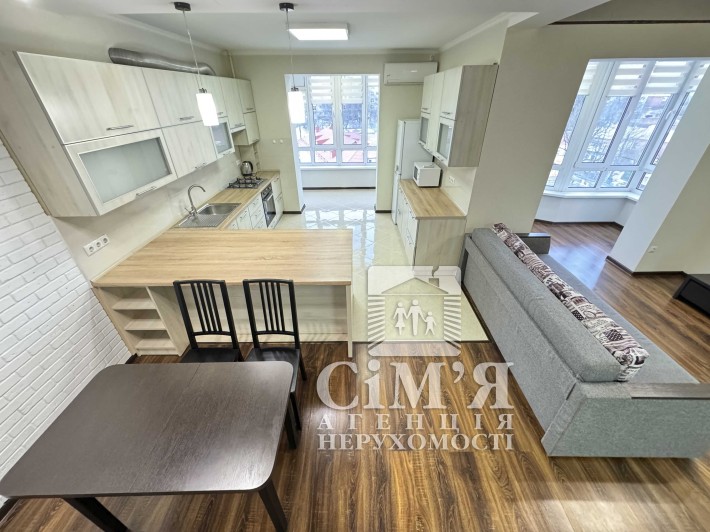 Здам сучасну простору квартиру в Центрі міста з виглядом на річку ! - фото 1