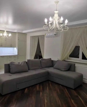 ЖК"Набережний квартал" простора  2-х кімнатна - фото 1