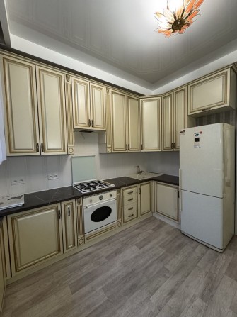 Реальная . Сдам 2к квартиру. Проспект Леси Украинки 6 - фото 1