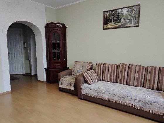 Здається трикімнатна квартира з ремонтом.Центр.Меблі.Побутова техніка Житомир